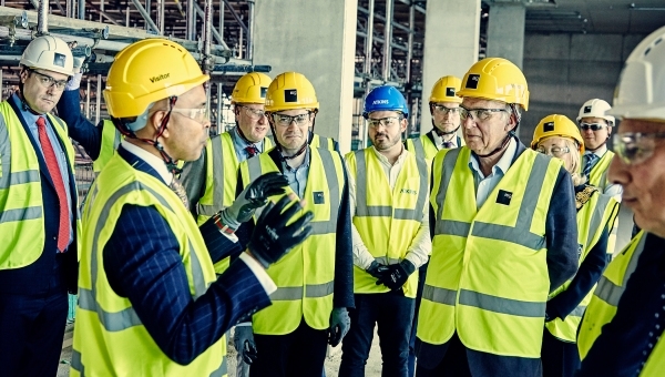 Sir Vince Cable marks the topping out of Richmond upon Thames College building