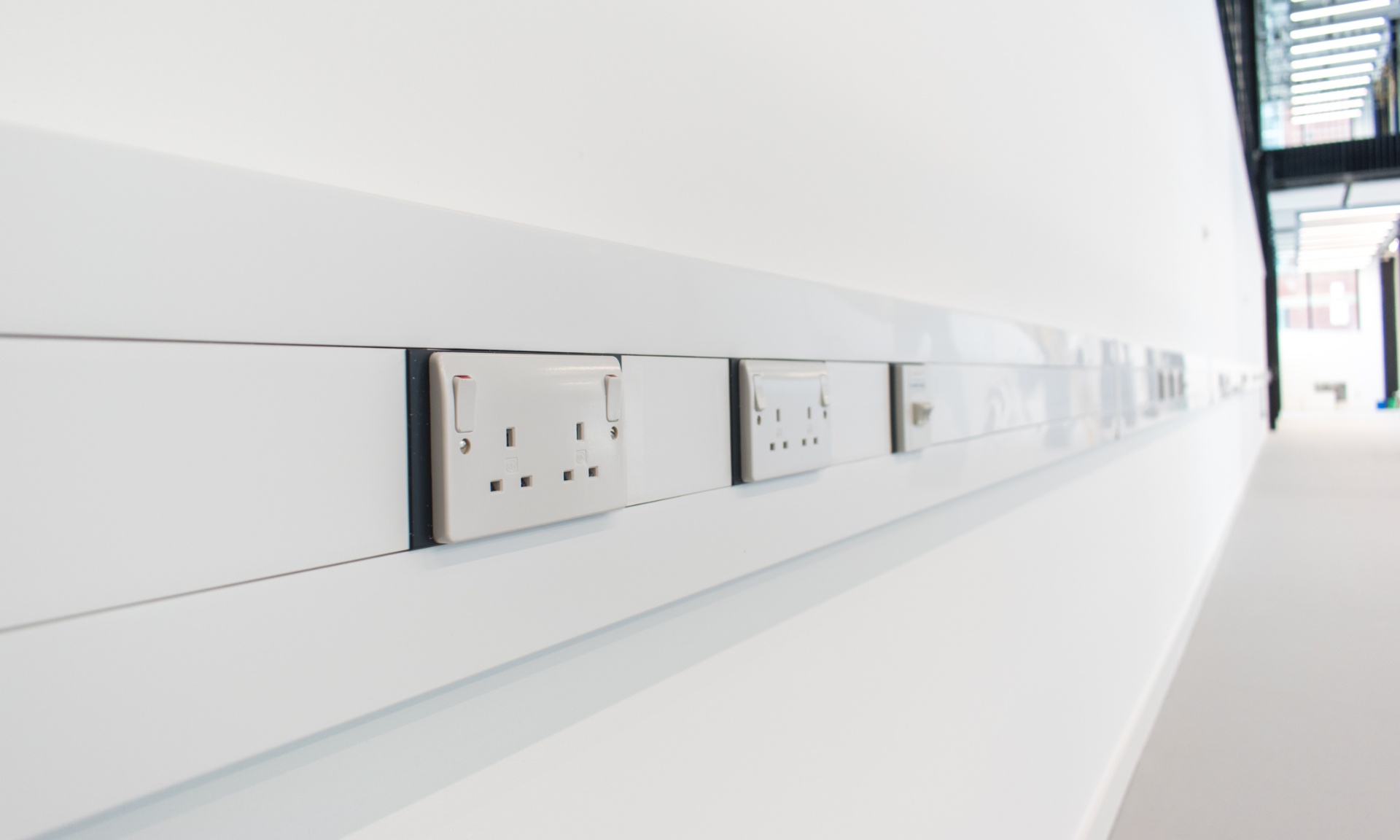 Marshall-Tufflex provides cable management solution for new engineering innovation centre 