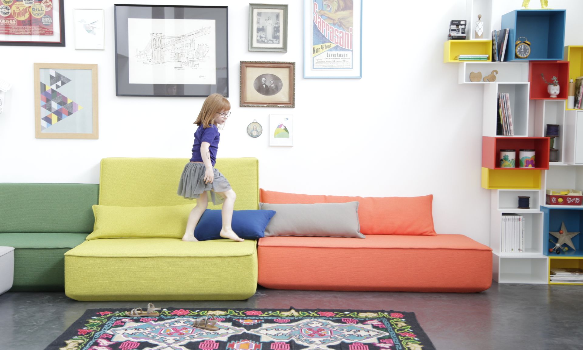 Cubit: the kids friendly sofa!