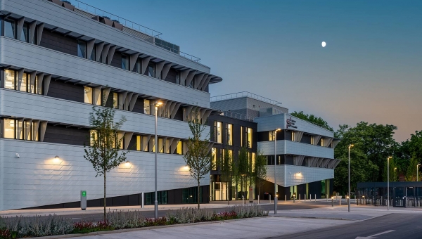 DW Windsor delivers intelligent lighting solution for Space Park Leicester